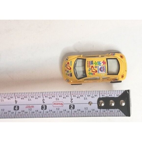 Micro Volkswagon VW Beetle Bug Pull Back Diecast Yellow Works Good Condition - Picture 9 of 9